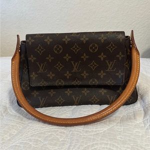 Louis Vuitton Mini Looping